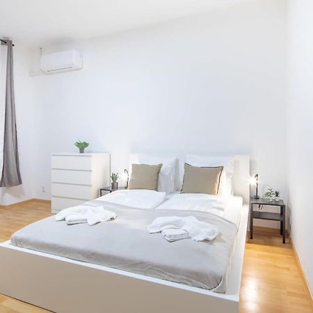 Very Central Convenient Flat Budapeste Exterior foto
