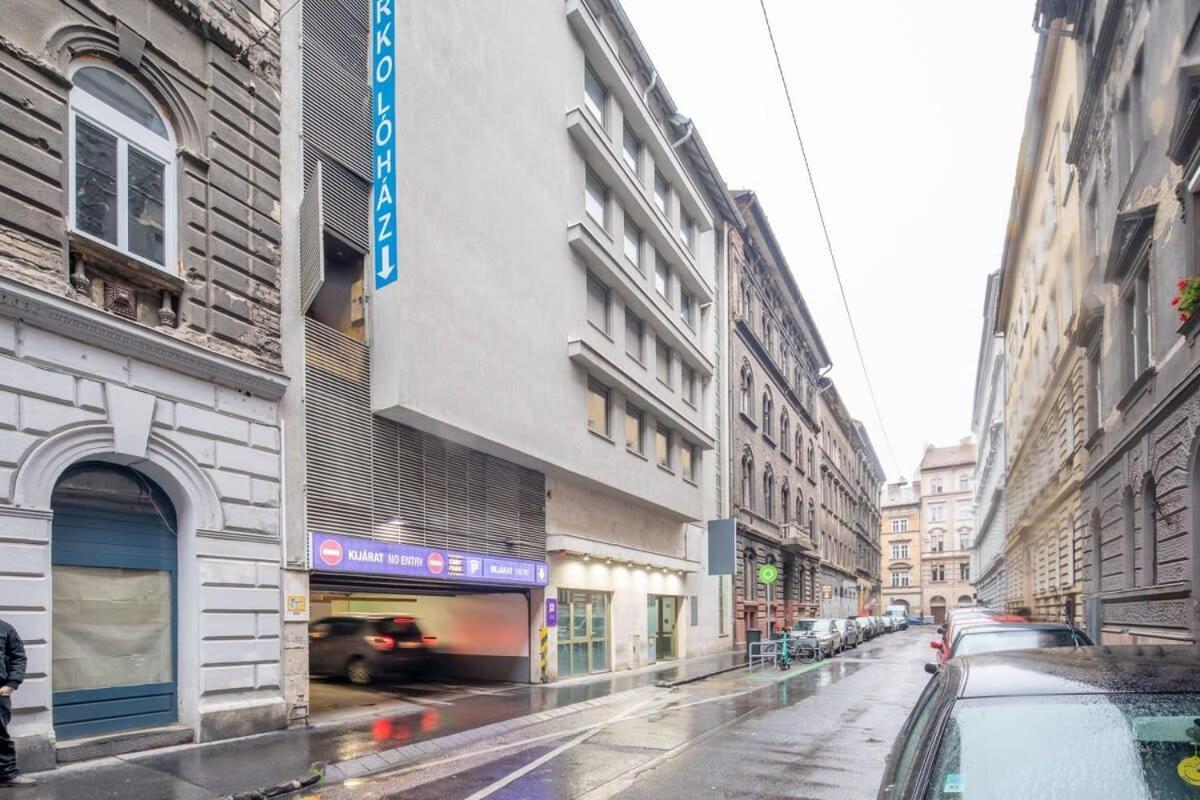 Very Central Convenient Flat Budapeste Exterior foto