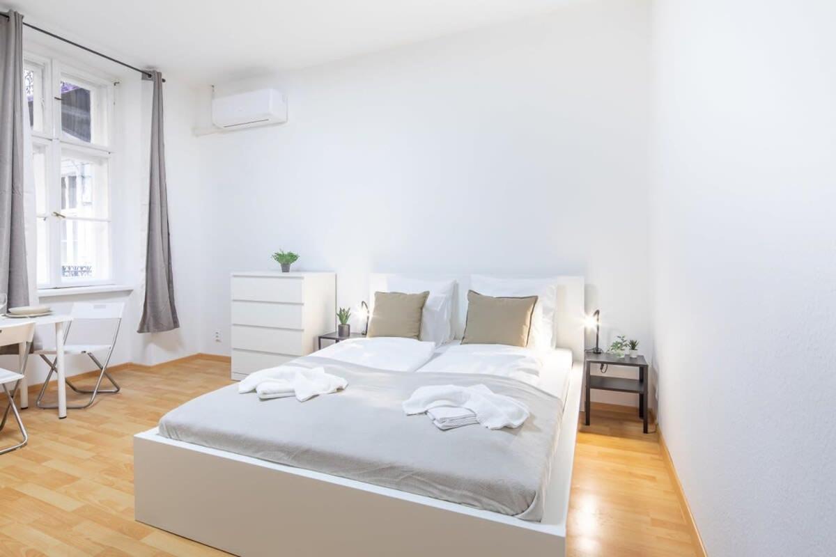 Very Central Convenient Flat Budapeste Exterior foto